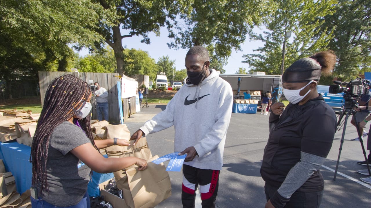 WATCH: Best moments from Lowe's Picnic with a Veteran event