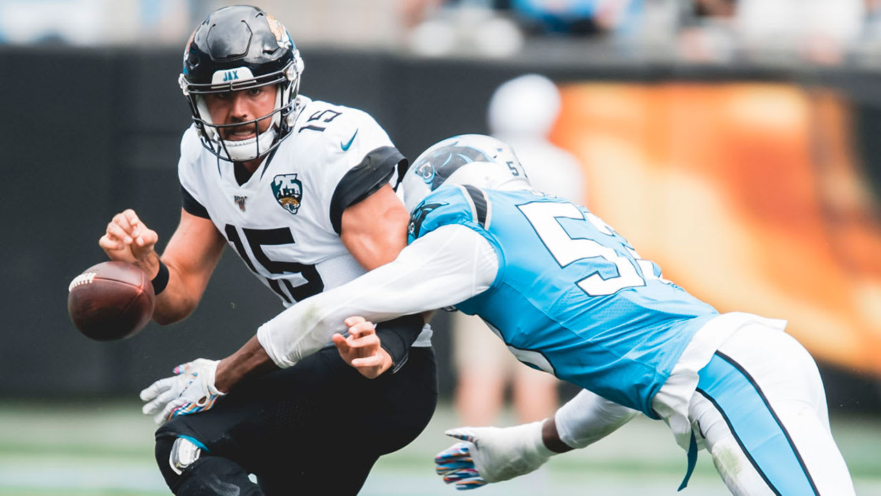 Jacksonville Jaguars QB Gardner Minshew tried to break his own hand