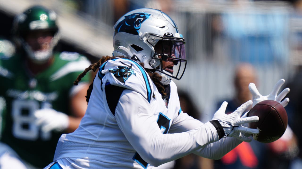 Panthers: Shaq Thompson carted off field during Saints game with scary  injury