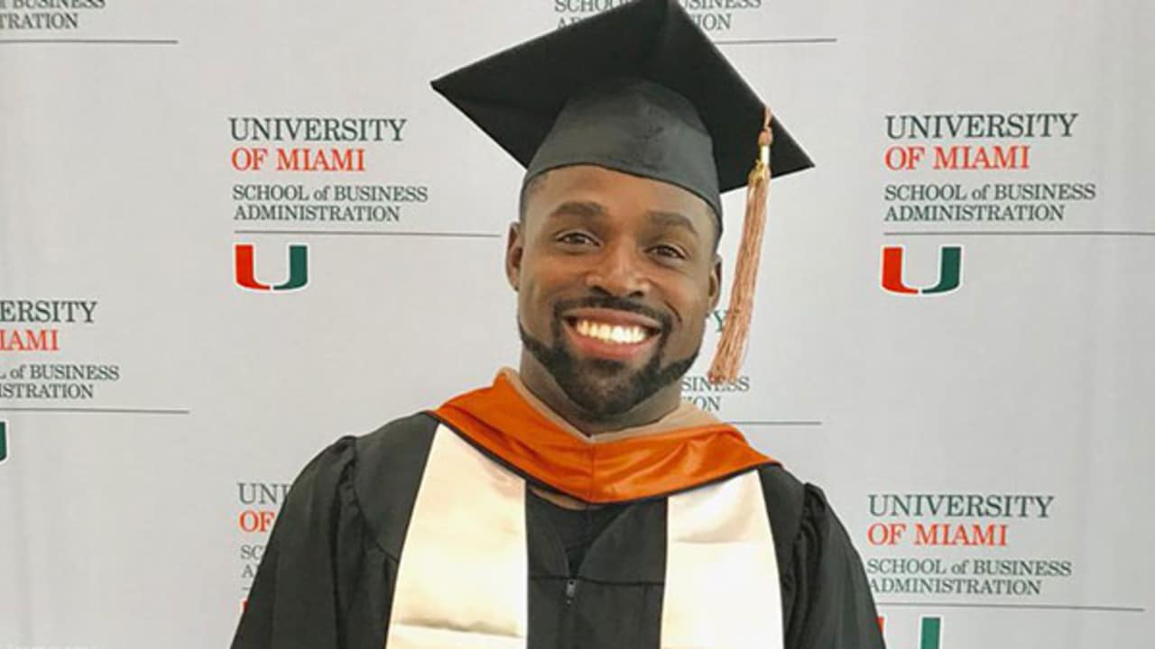 5 off-the-field facts about Torrey Smith