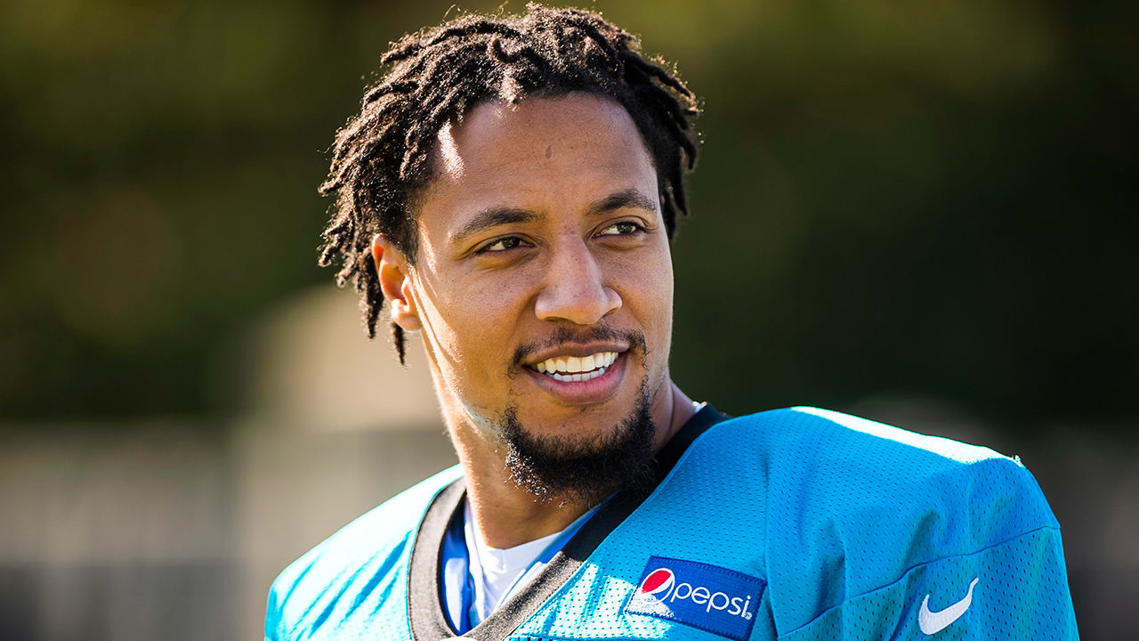 Eric Reid will start Sunday against Giants