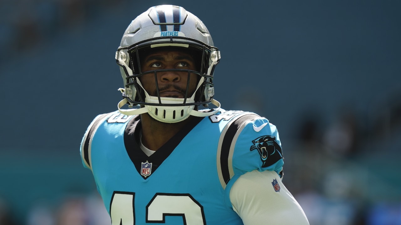 Carolina Panthers' Greg Olsen (88) celebrates with Cam Newton (1) after  Olsen passed 1,000 yards receiving in the first half of an NFL football  game against the Atlanta Falcons in Charlotte, N.C., …