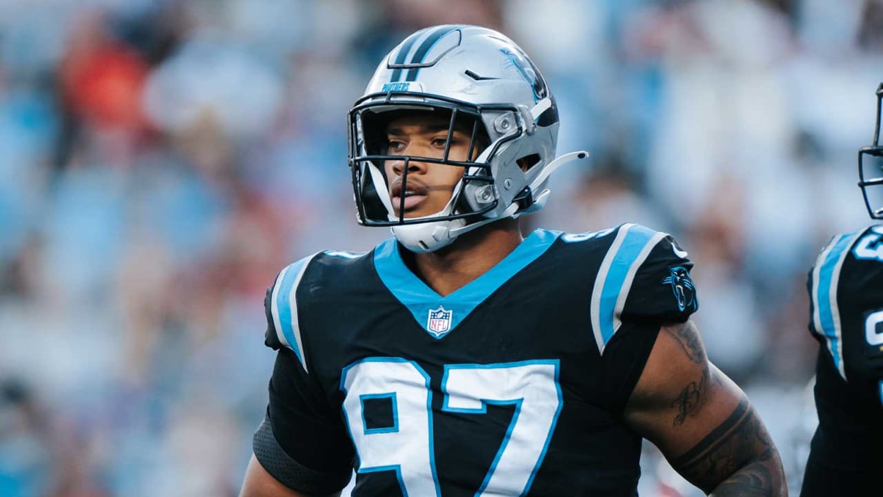 Carolina Panthers' Luke Kuechly (59) leaves the field during the second  half of an NFL football game against the Cincinnati Bengals in Charlotte,  N.C., Sunday, Sept. 23, 2018. (AP Photo/Mike McCarn Stock