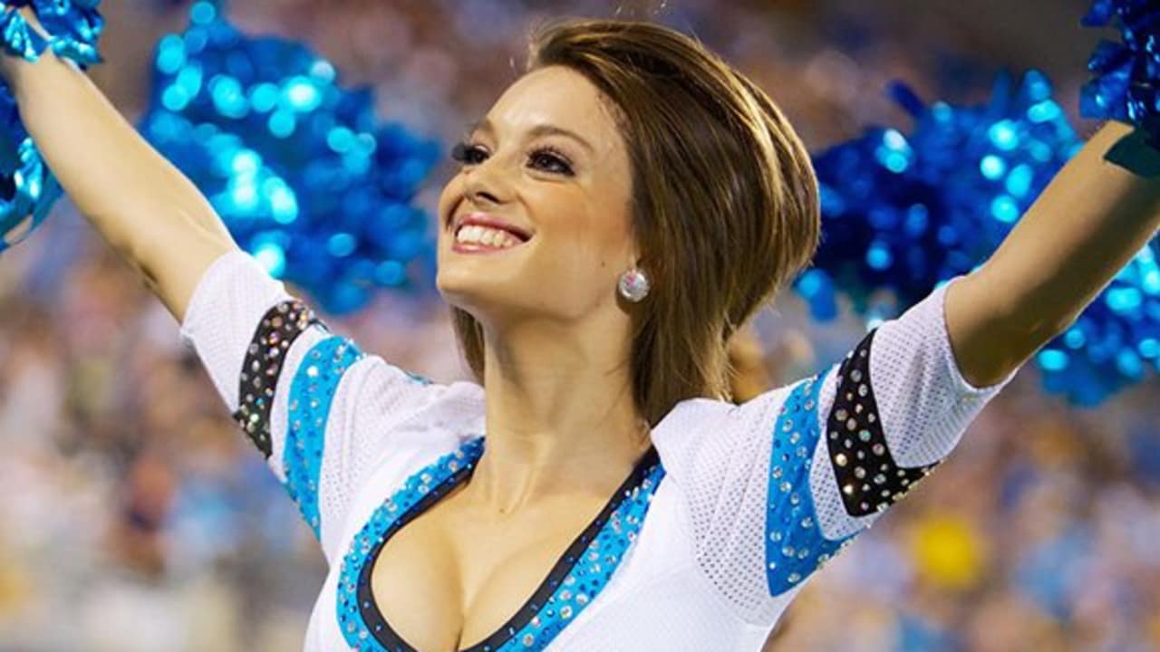 Meet the TopCats: Laura