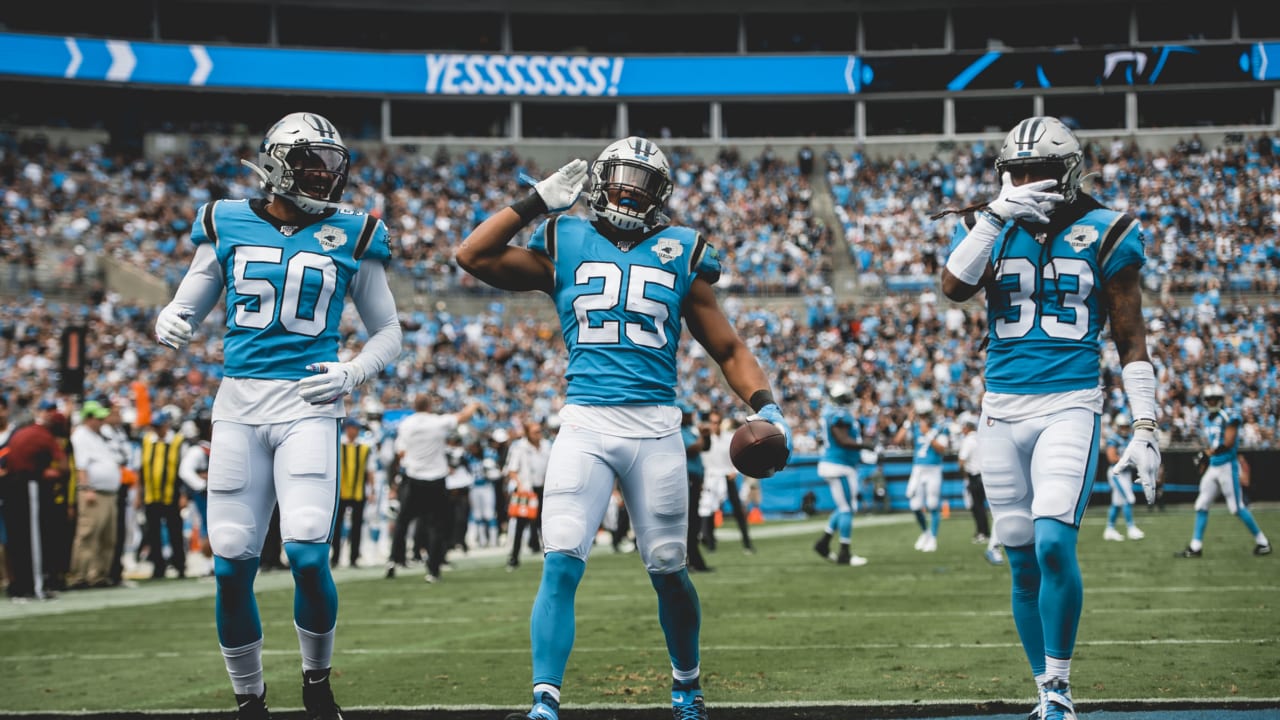 HIGHLIGHT: Eric Reid dives on loose ball for Panthers first turnover