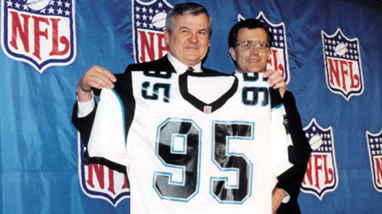 October 26, 1993: Carolina Panthers are born