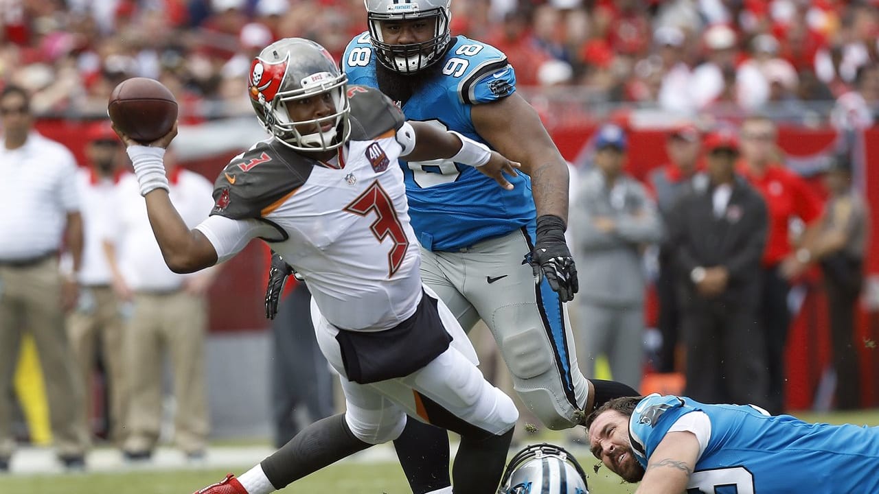 Photos: Panthers At Buccaneers