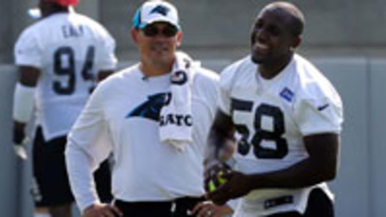 Carolina Panthers' Thomas Davis Defends Dreams Through Nonprofit