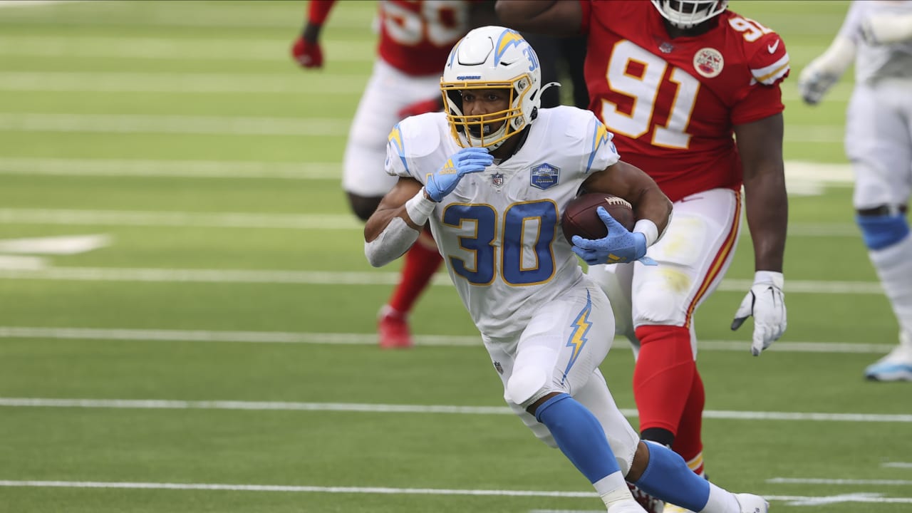 Chargers need win over Chiefs to stay alive in AFC West race