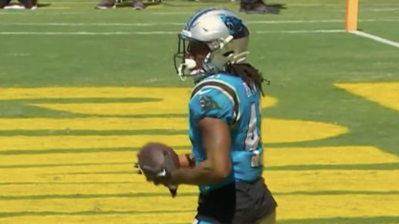 August 21, 2021: Carolina Panthers running back Spencer Brown (33) runs to  the outside against the Baltimore Ravens in the NFL matchup at Bank of  America Stadium in Charlotte, NC. (Scott Kinser/Cal