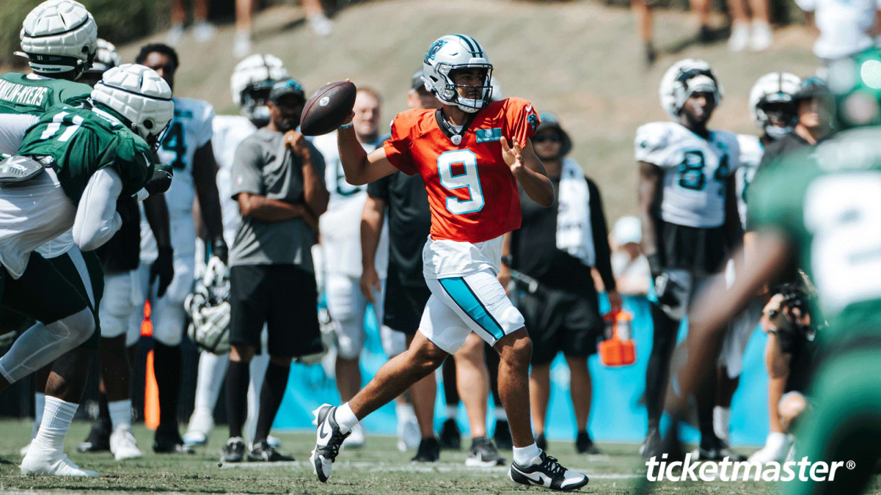 A Fan Wore A Hilarious Custom Zach Wilson Jersey To Jets Training Camp