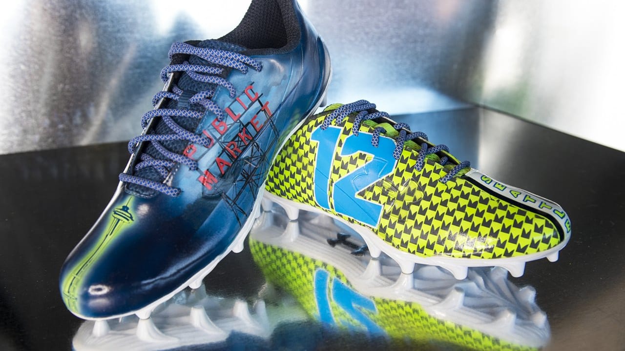 2018 football cleats