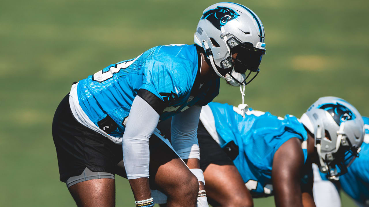 Brian Burns is back, and bringing more "juice" - Panthers.com
