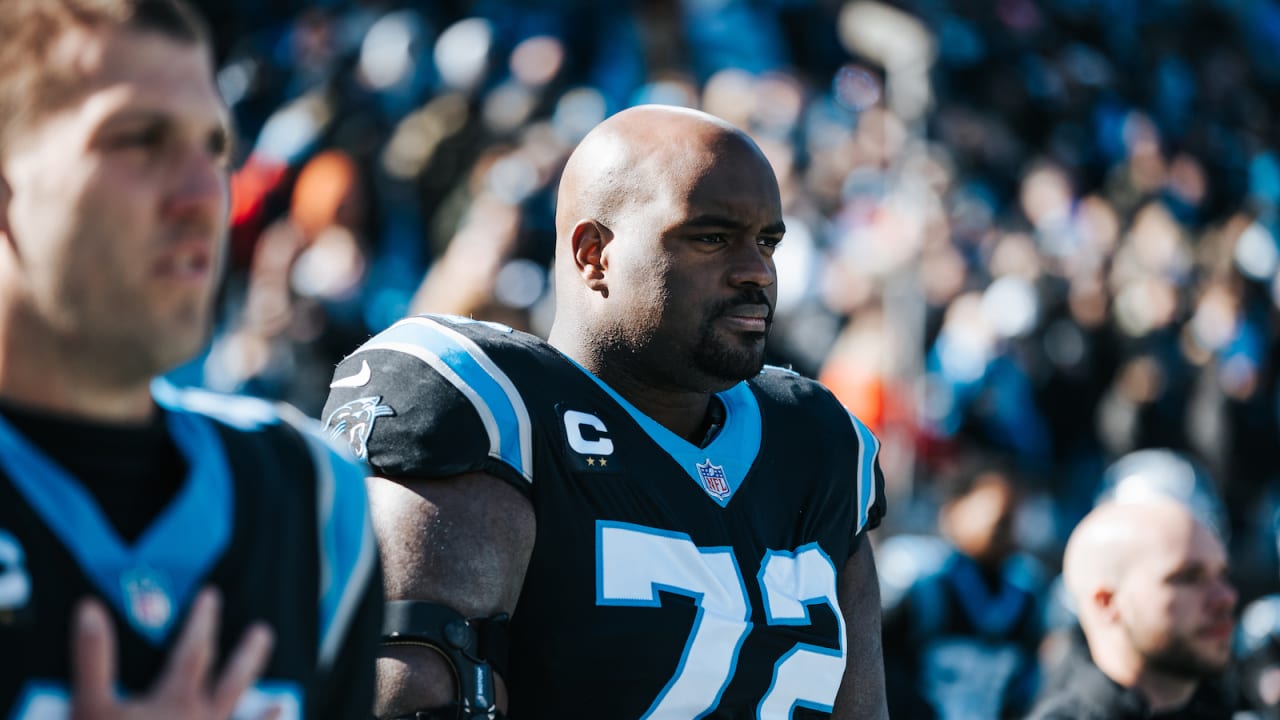 Steady, quiet Taylor Moton leads line in his own way