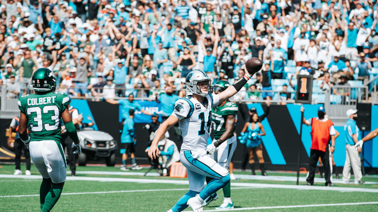 Highlight: Sam Darnold Runs Up The Middle For 5-yard TD