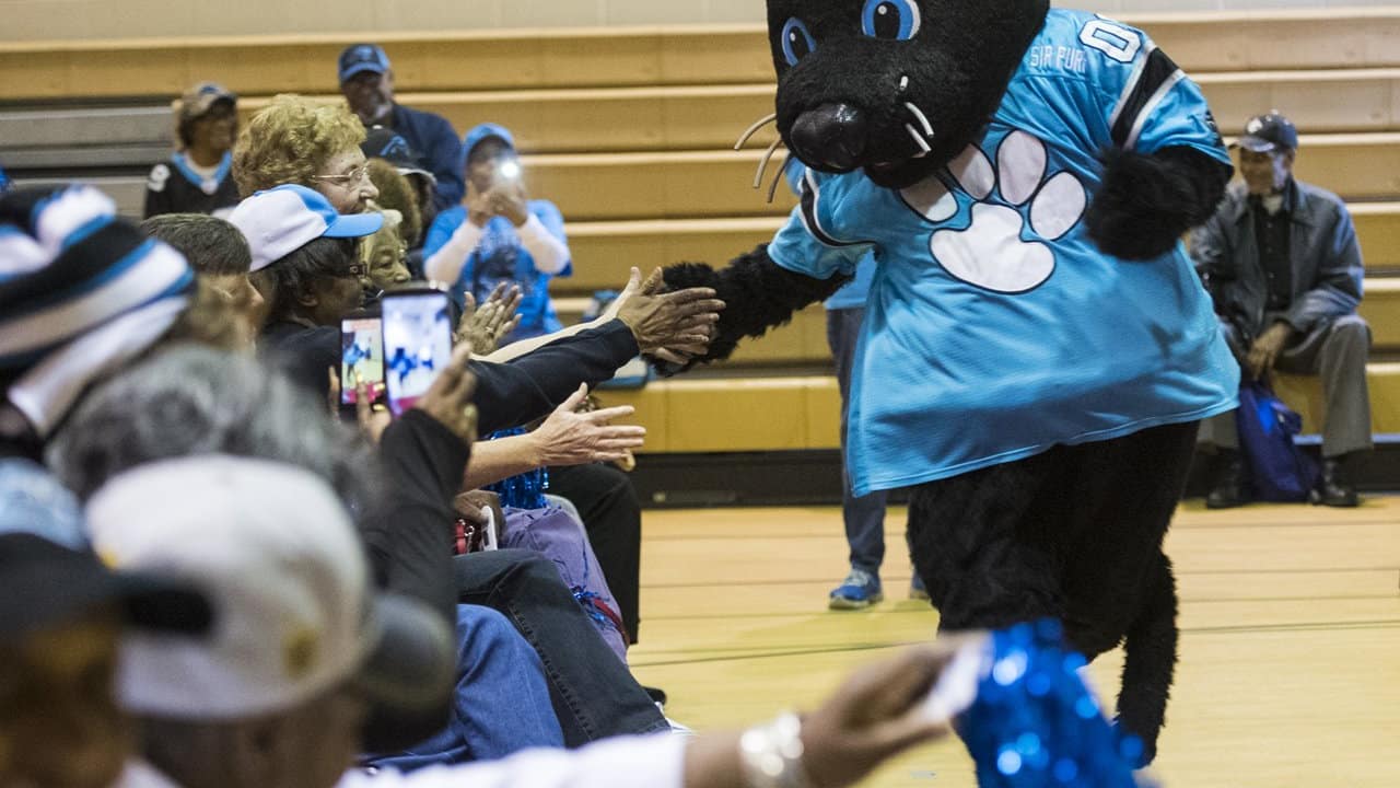 Photos: Hometown Huddle