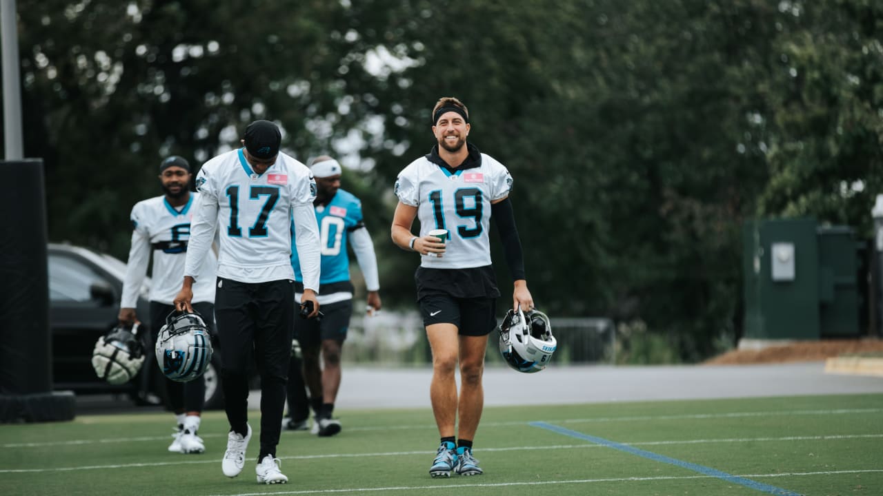 Carolina Panthers Support Breast Cancer Awareness at Sunday's Game