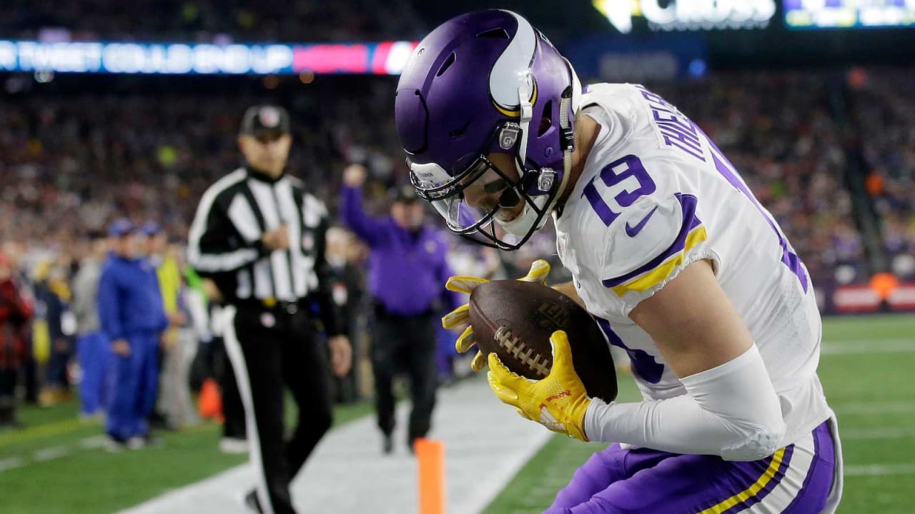 Adam Thielen brings experience to Carolina Panthers WR room