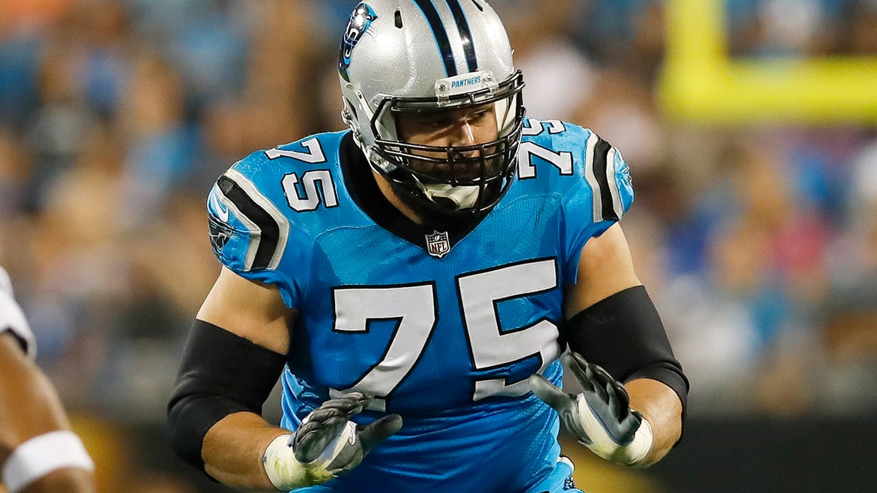 Matt Kalil tries to recover from season plagued by knee problems