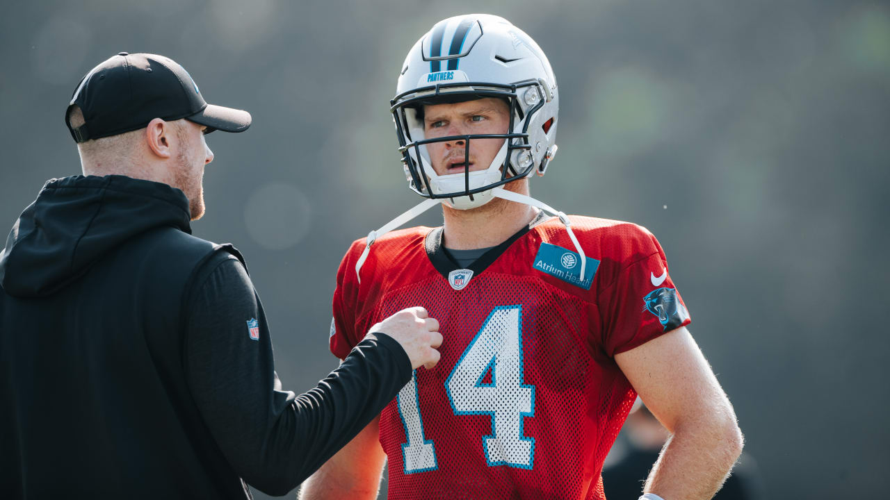 Panthers' Darin Gantt details expectations for QB Sam Darnold