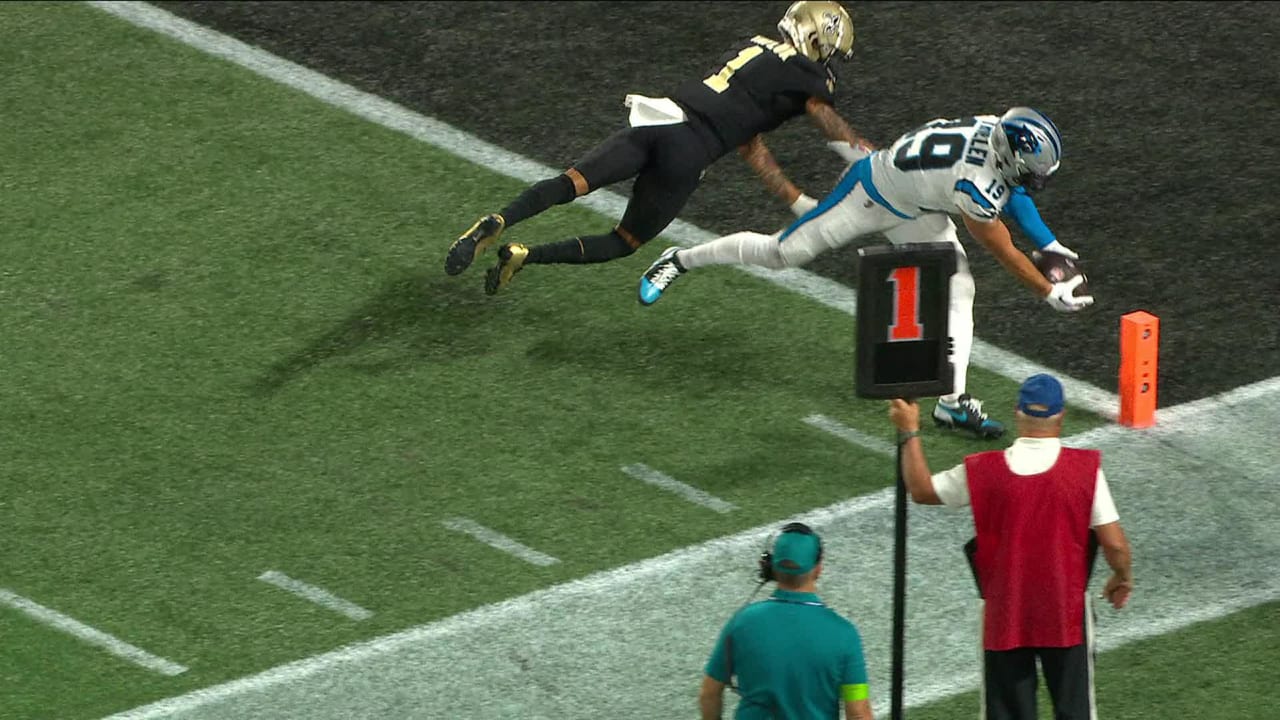 Carolina Panthers quarterback Bryce Young lays wicked juke on