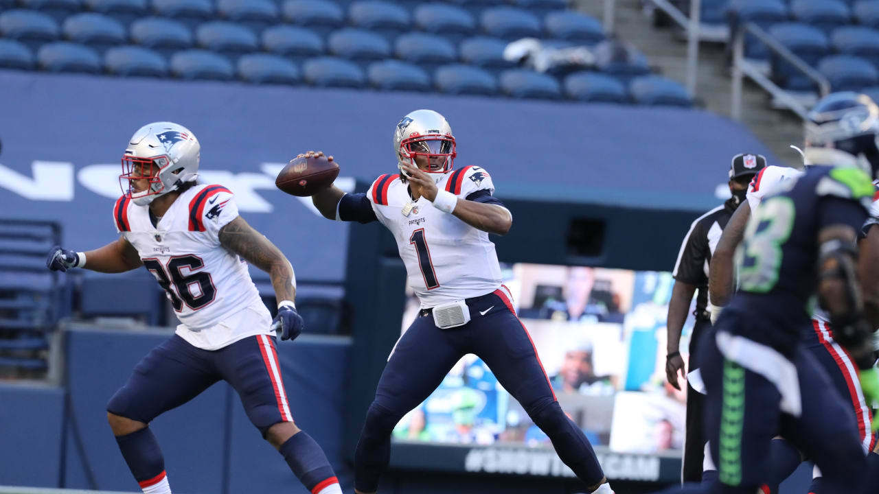 Cam Newton, Mac Jones star at QB for Patriots rout of Eagles