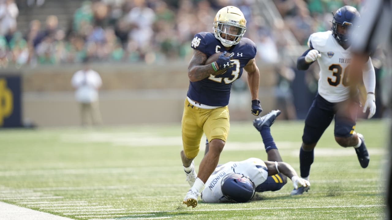 Los Angeles Rams trade up to select Notre Dame running back Kyren