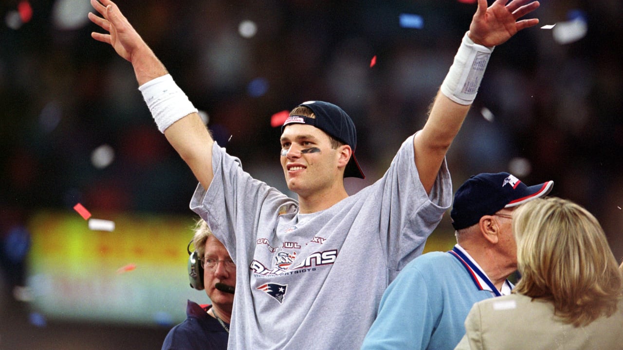 Through the Years: Tom Brady, Bill Belichick and Robert Kraft celebrate SIX Super  Bowl Championships