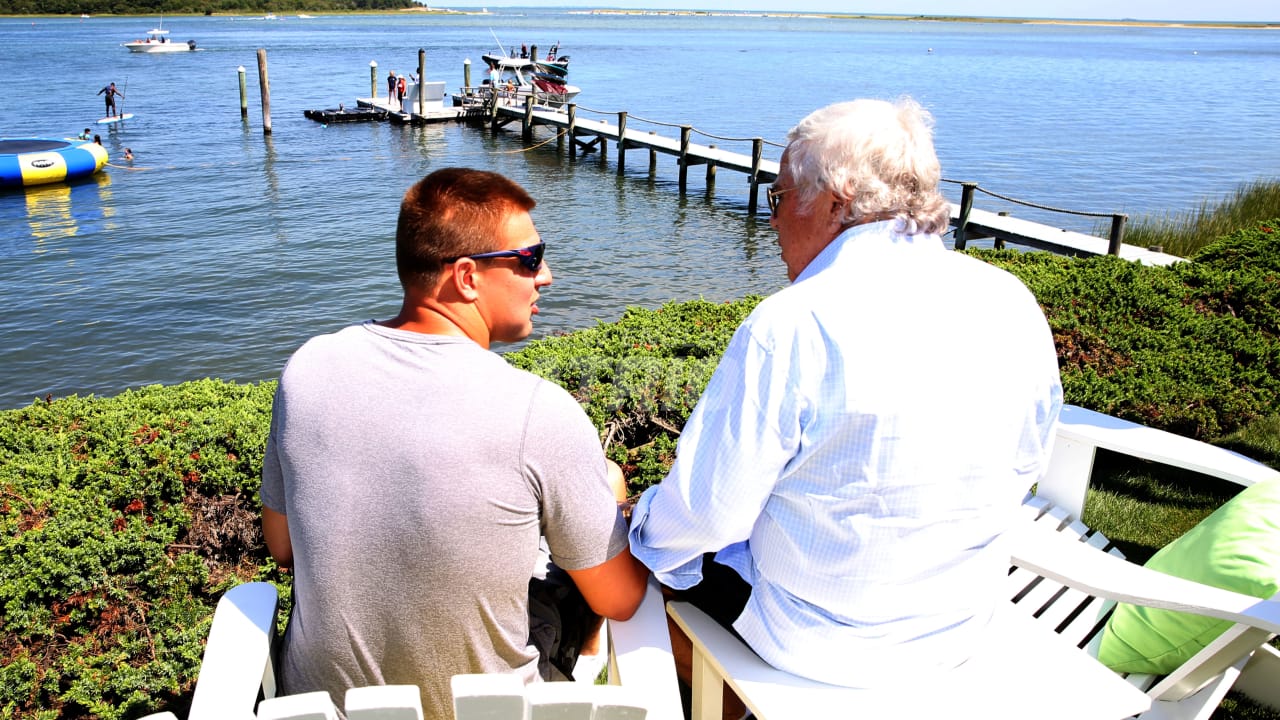 Robert Kraft hosts Patriots in Cape Cod