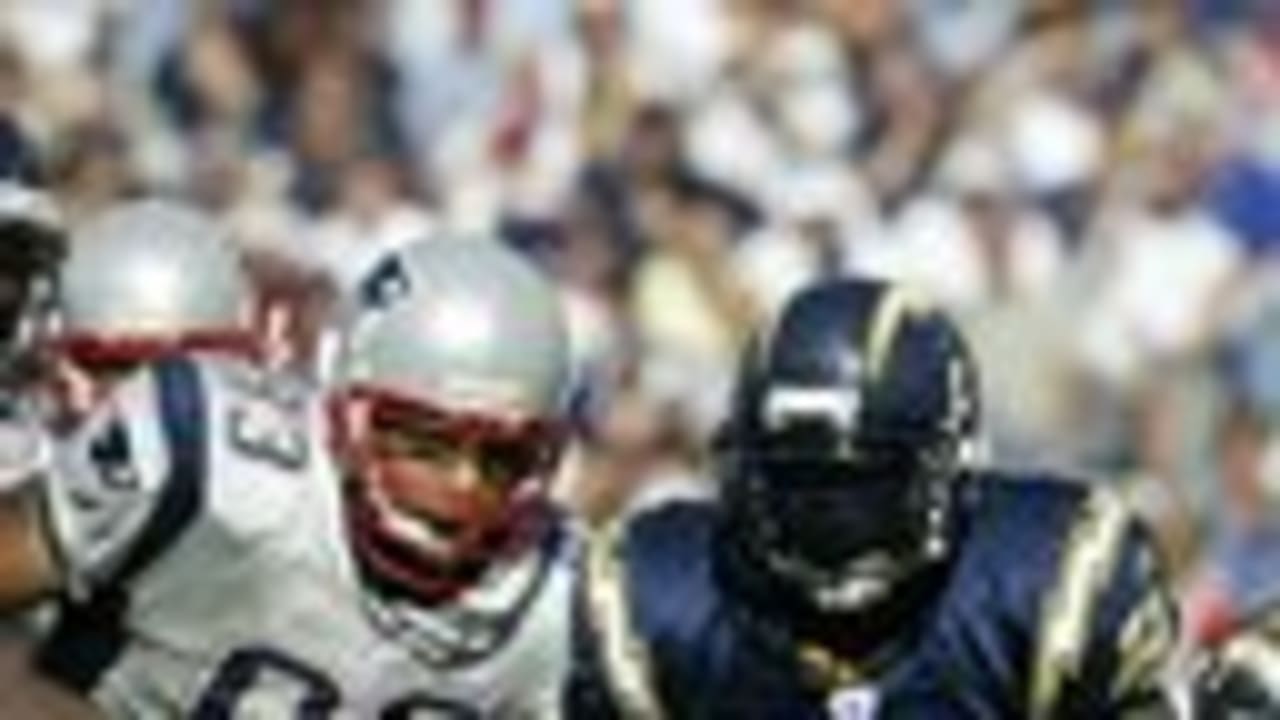 With Open Arms, LaDainian Tomlinson Leads Hall of Fame Inductees - The New  York Times