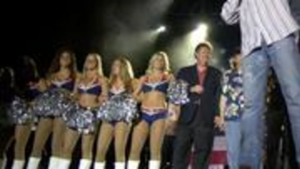 A little piece of home for the troops: Patriot World Tour 2006