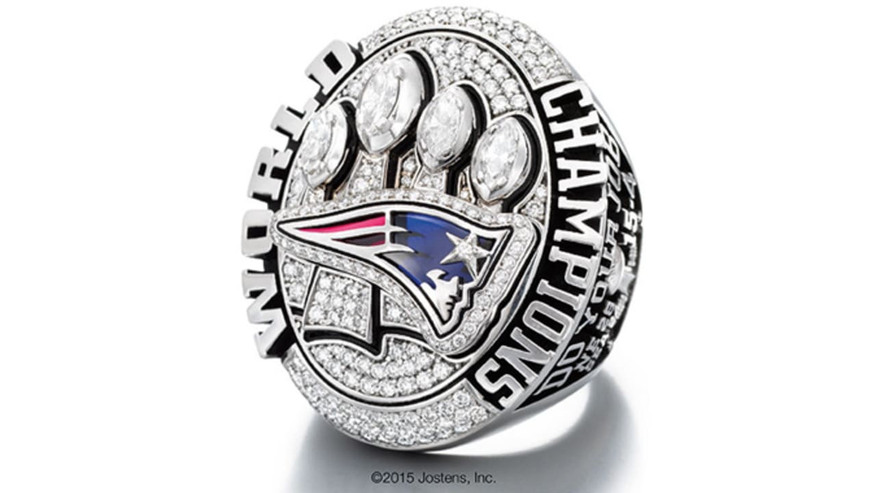 Patriots Receive AFC Championship Rings From Owner Robert Kraft (Photo) 