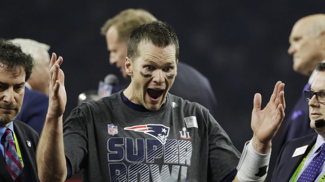 New England Patriots Nation Celebrates 3-28 Super Bowl Comeback: 'Never  Gets Old' - Sports Illustrated New England Patriots News, Analysis and More