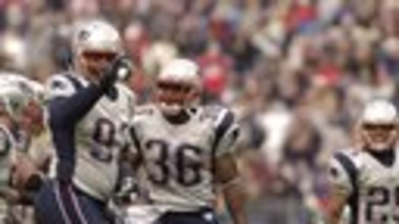 Patriots: Troy Brown returns; Colvin done for season