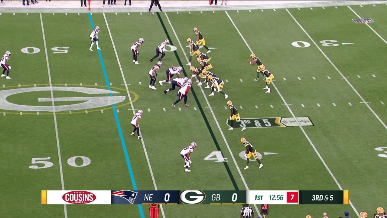 Josh Uche recovers Packers' bad spike on third down