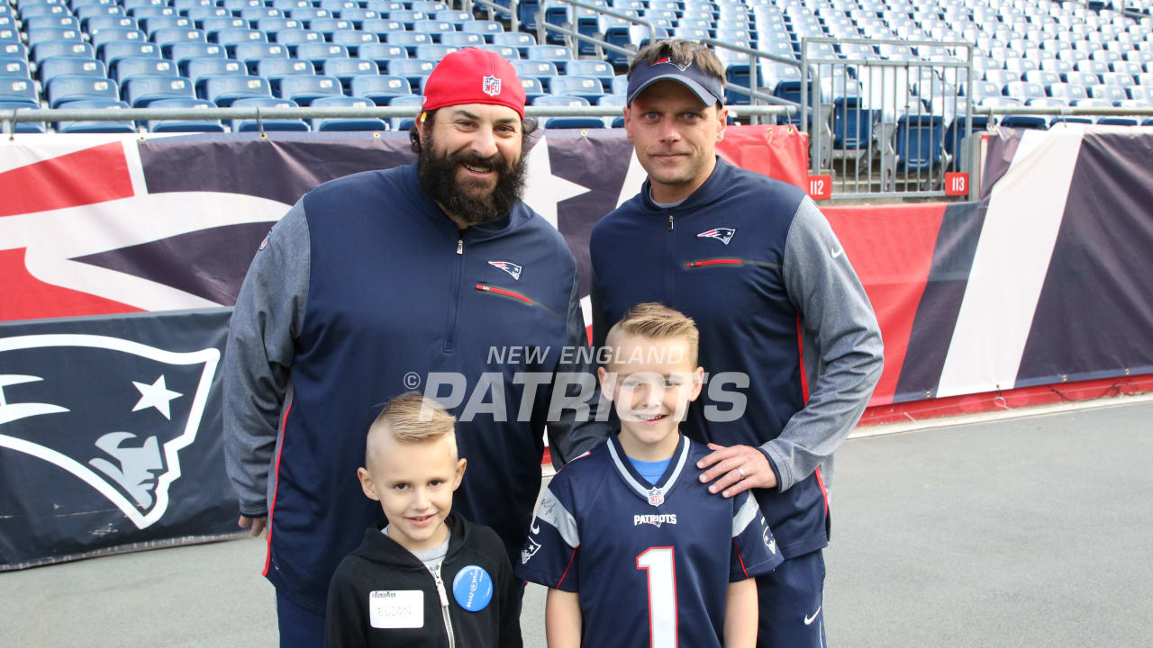 Rob Gronkowski grants Make a Wish