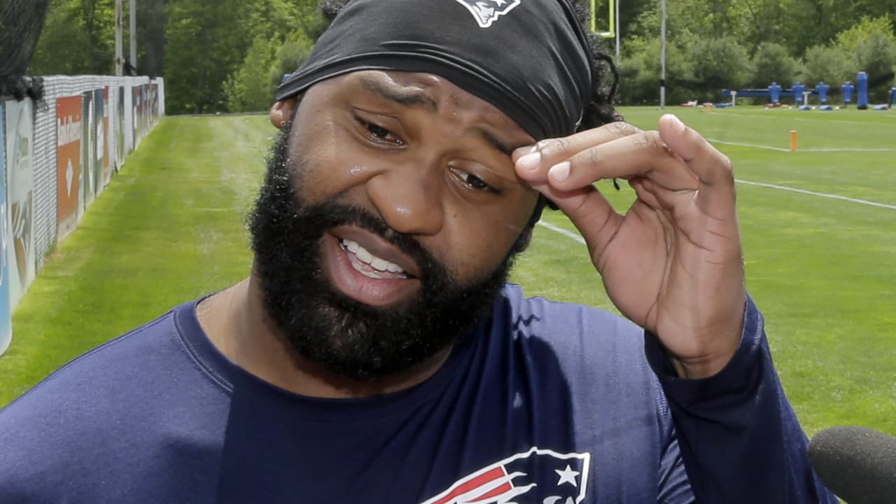 Former Patriots LB Brandon Spikes hit by bus in scary scene