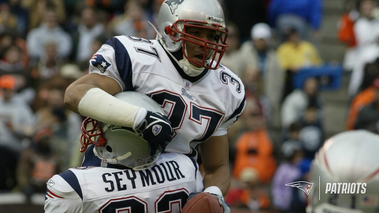 NFL notebook: Seymour selected for Patriots Hall of Fame