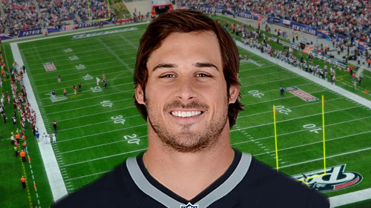 New England Patriots: Danny Amendola weighs in on Brady's future