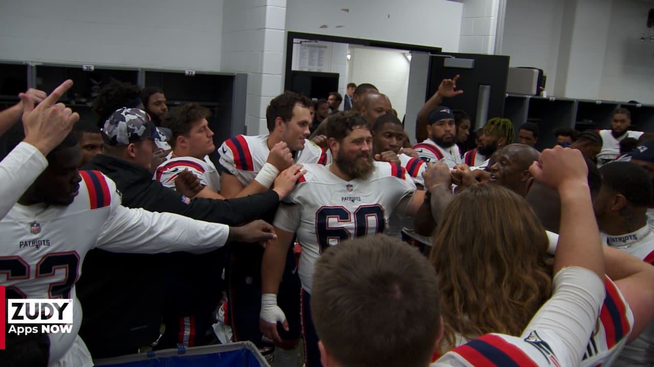 WATCH: Bears' post-game locker room celebration after win vs. Patriots