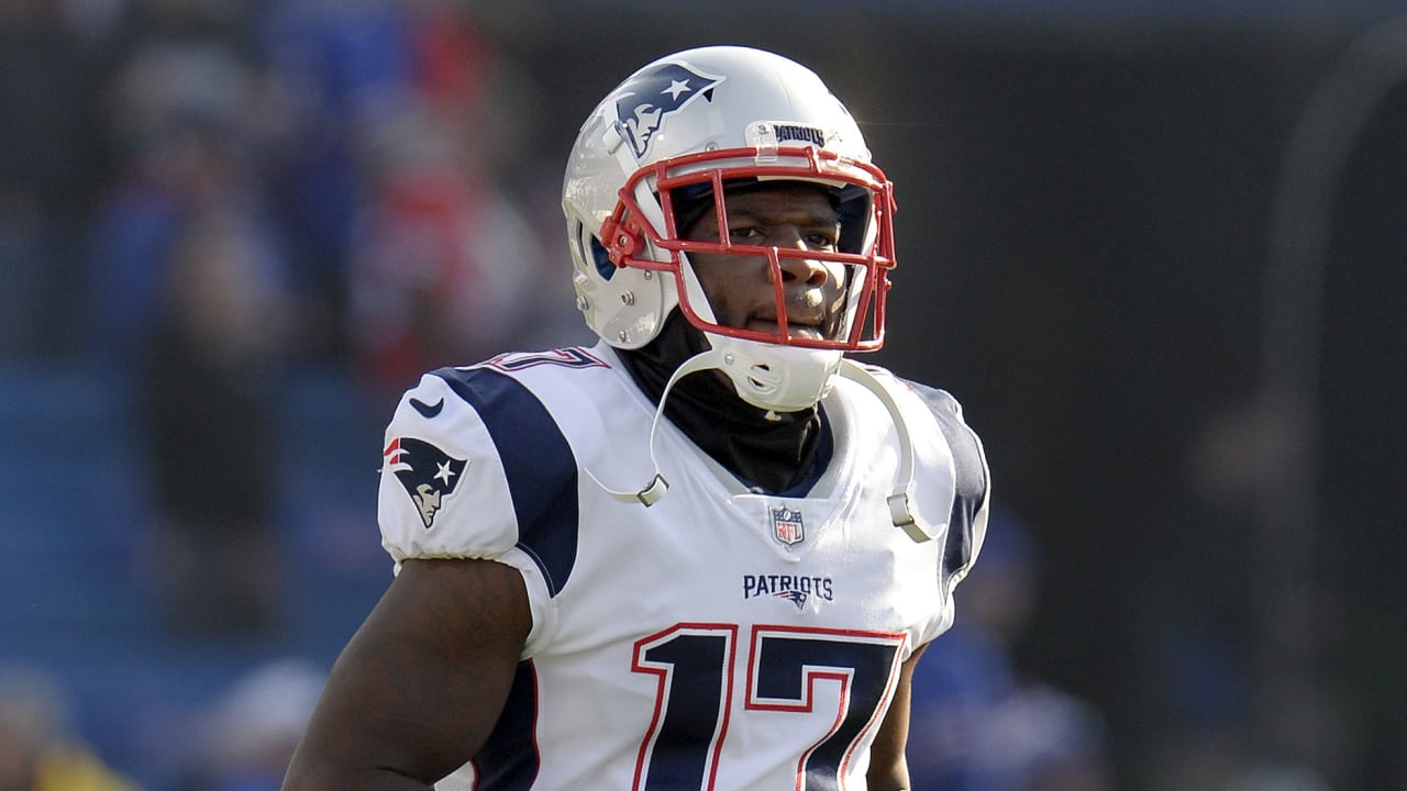 Patriots make practice squad changes