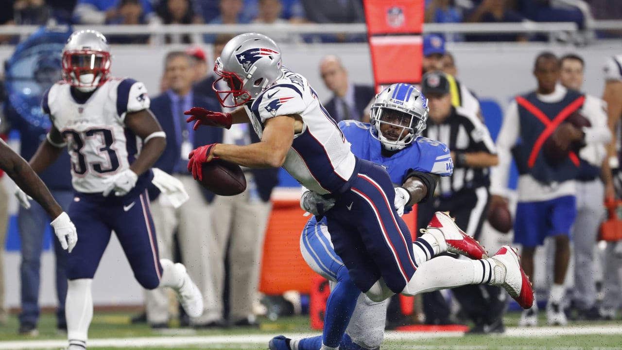 Edelman injured in Patriots' 30-28 win over Lions