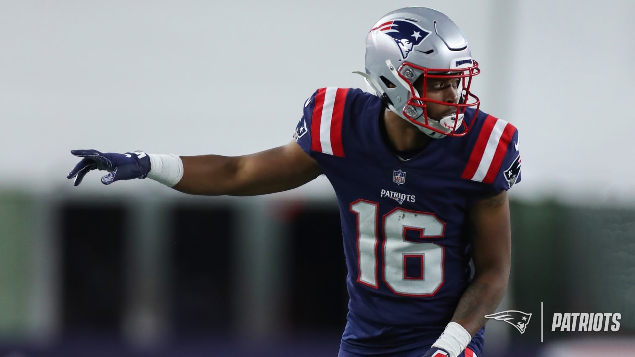 Celebration after Jakobi Meyers' TD catch shows Patriots are in it