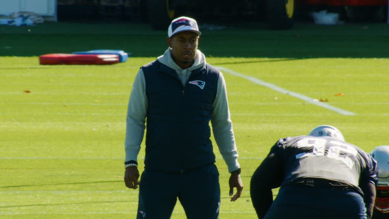 Patriots DL coach DeMarcus Covington requested for Cardinals interview