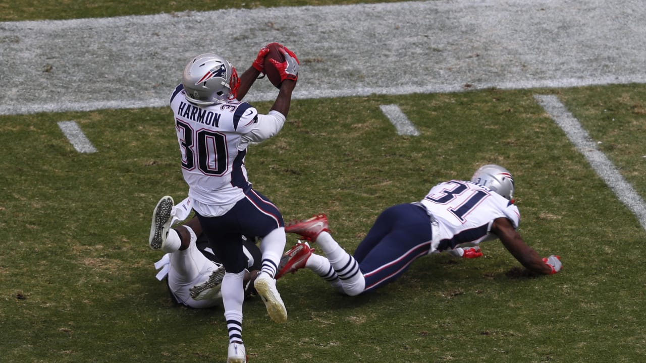 Patriots vs. Raiders Week 11