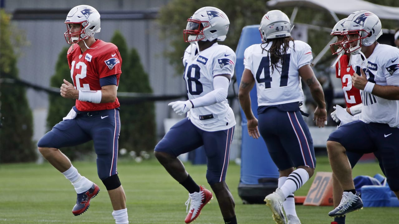 Patriots: Josh Gordon back practicing in full pads