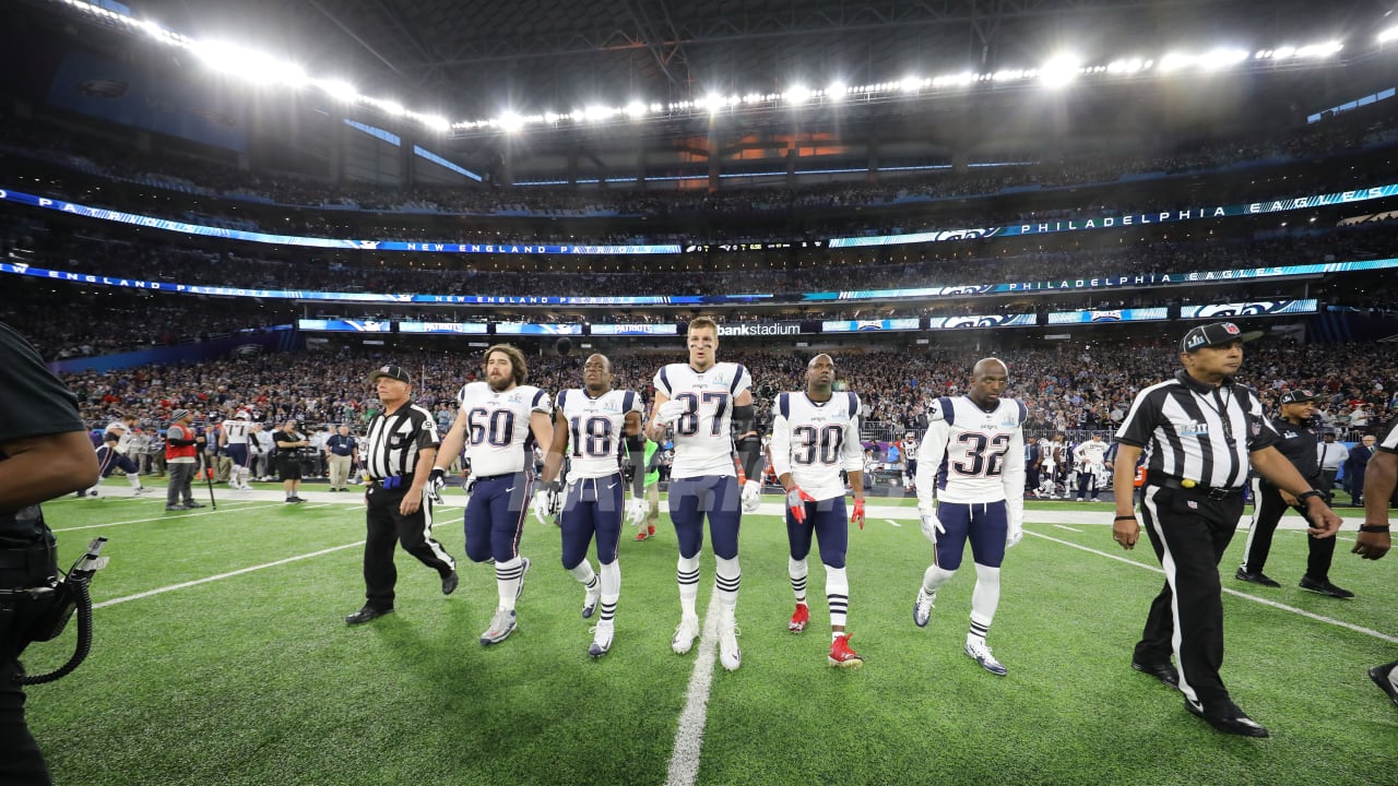 Super Bowl 52 ( LII ) – Tom Brady of the Patriots vs Nick Foles of the  Eagles – Keith Simonian Photography