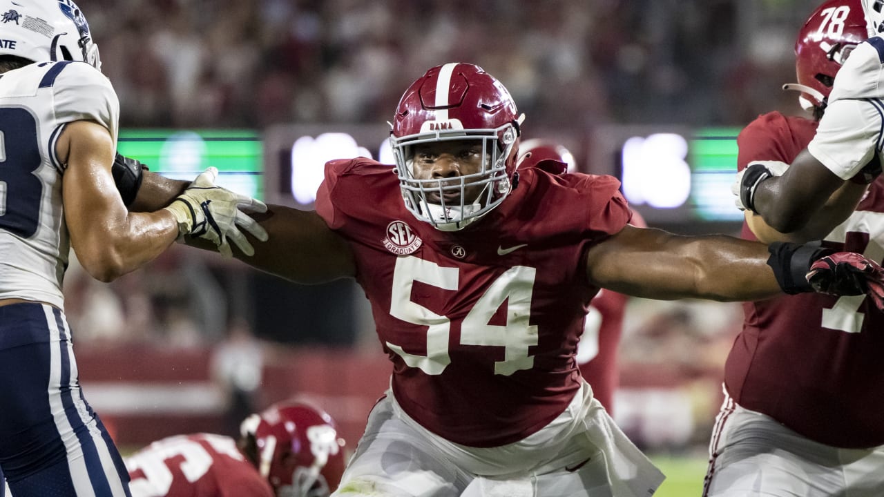 Lazar's Patriots Mock Draft 3.0: Pats Go Defense Early in Post-Parker Trade Mock  Draft - CLNS Media