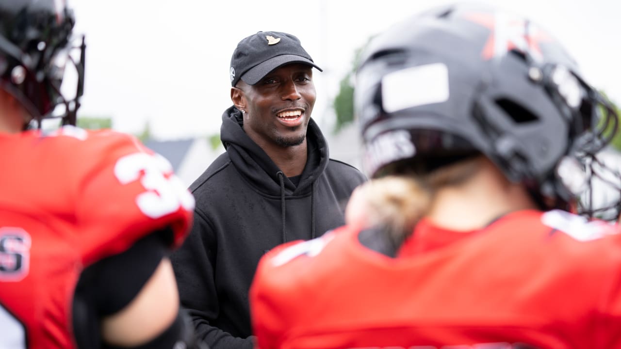 Meet the Inferno, Tampa Bay's unbeaten women's tackle football team