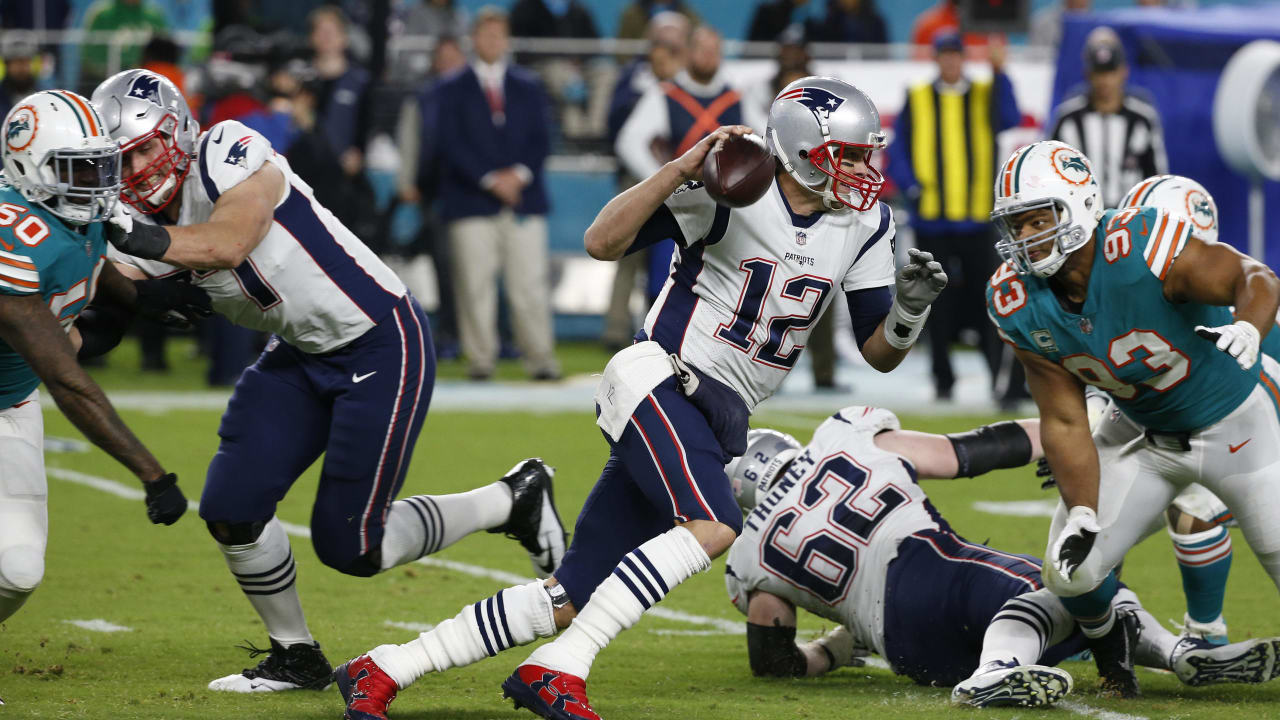 Brady, Patriots rout Dolphins 36-7 to improve to 7-0 - WSVN 7News